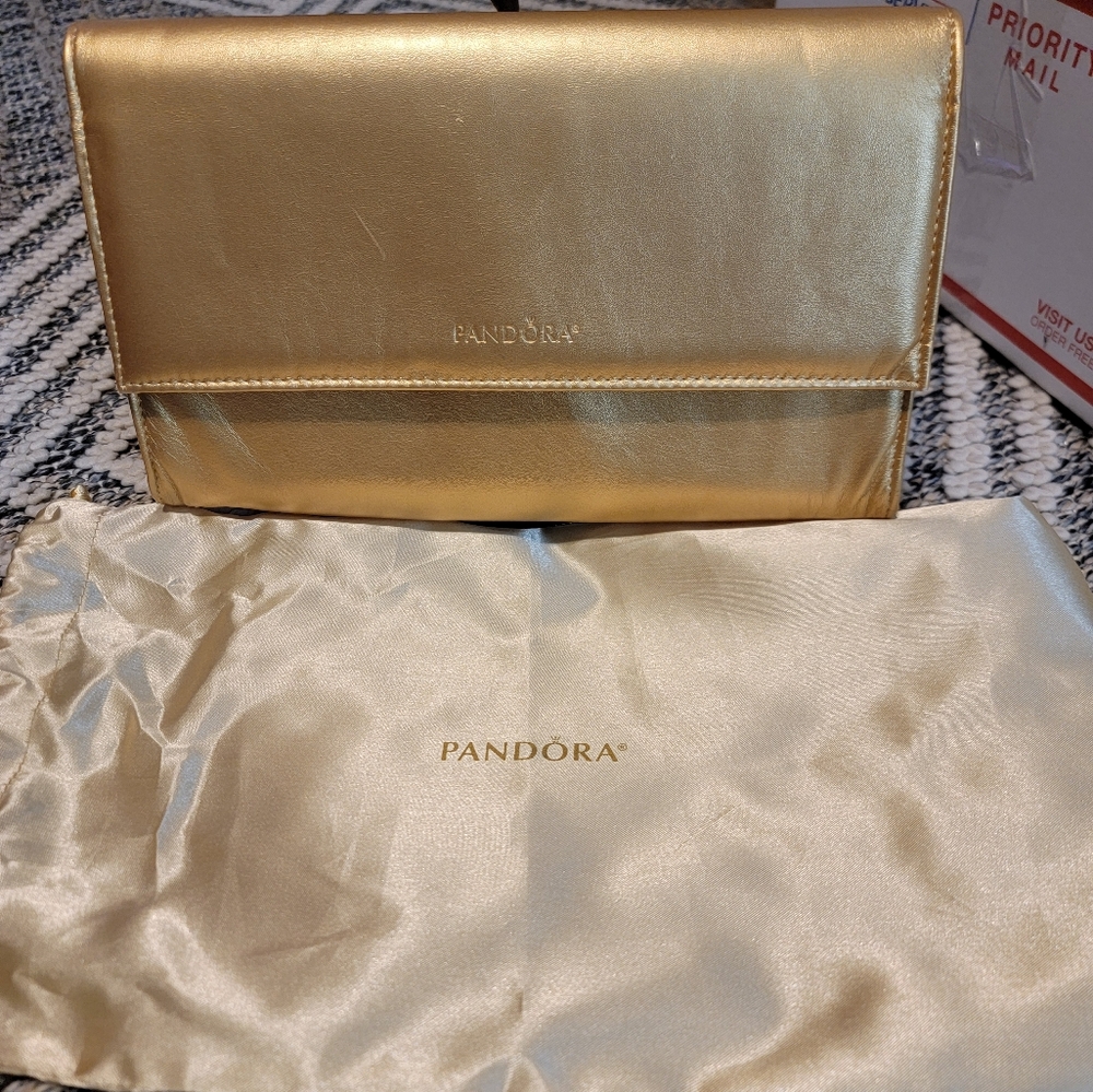 Pandora Gold Rare Retired Shine Clutch with Dustbag - Picture 8 of 8